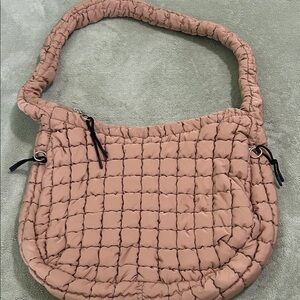 Elegant Quilted Shoulder Bag in Tan